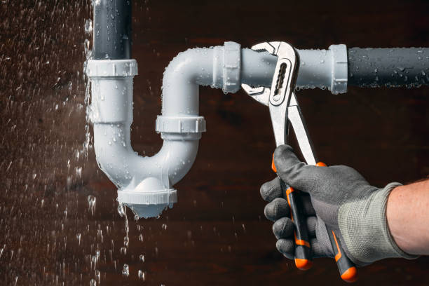 Professional Leak Detection technician working in Fairhope, PA